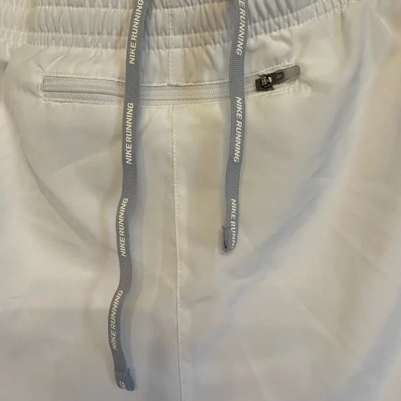 Nike Womens Medium White Dri-Fit Tempo Lined Running Shorts - Picture 7 of 12